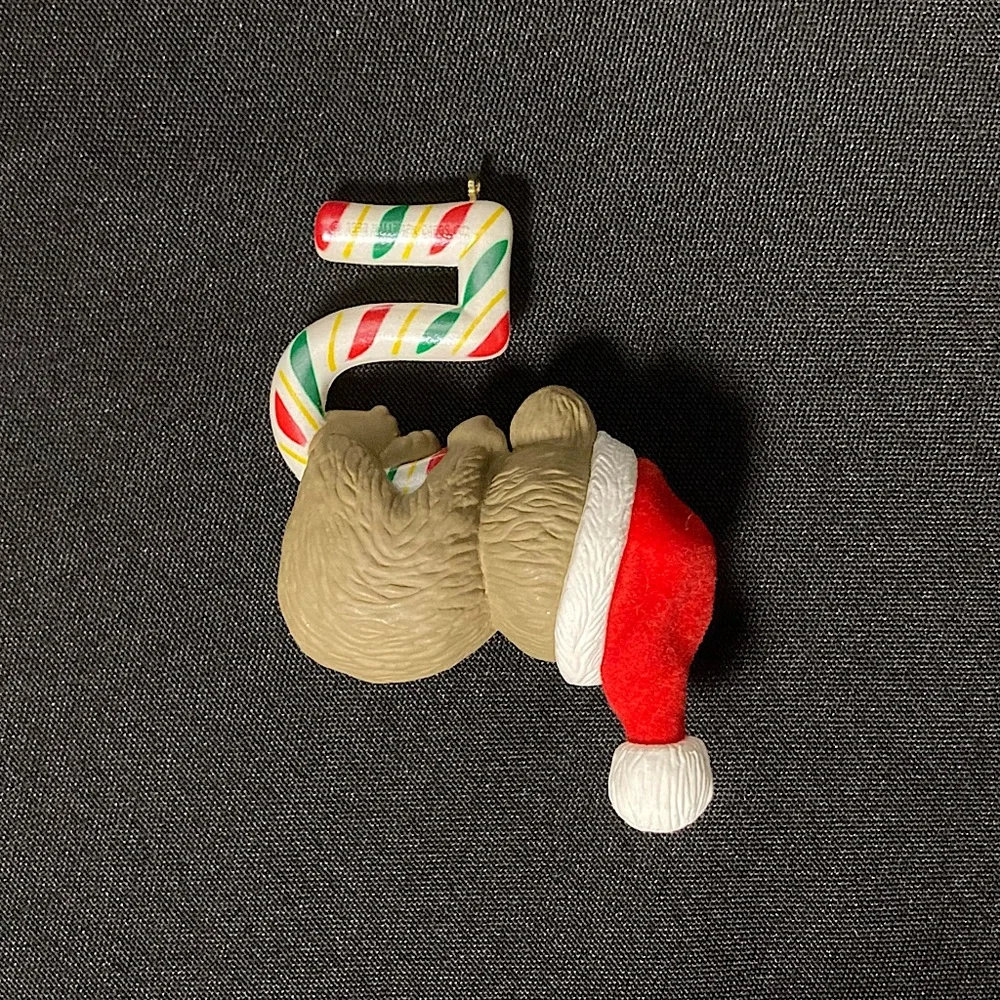 💚 Vintage Hallmark Keepsake ornament Child’s Fifth Christmas 1996 Teddy Bear